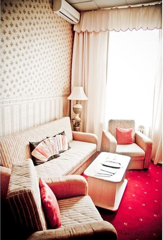 Hotel Arad Ruang foto